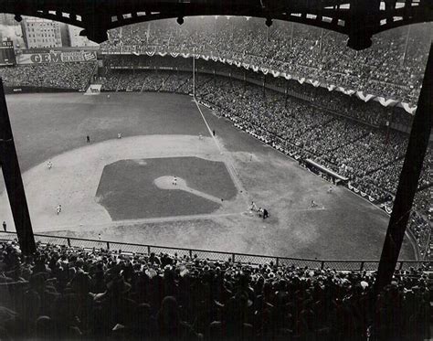 yankees first world series yankee stadium